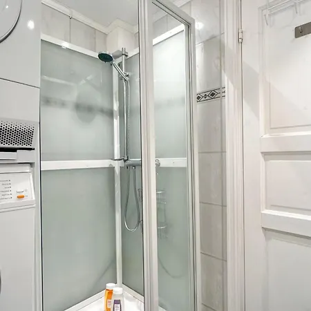 Apartament Cozy With Free Parking Jar