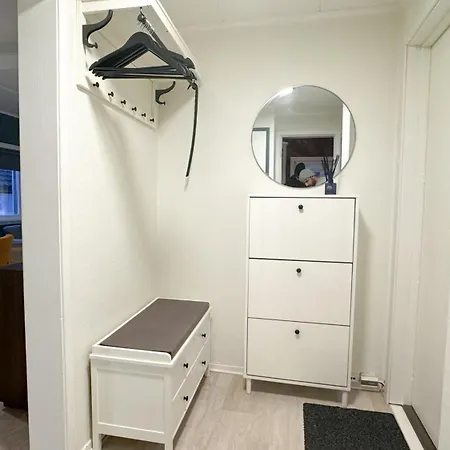 Cozy With Free Parking Apartament *