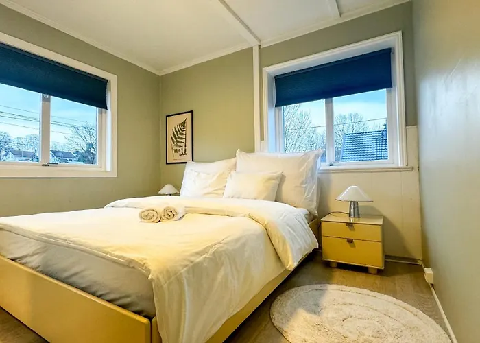 Cozy With Free Parking Apartamento Jar